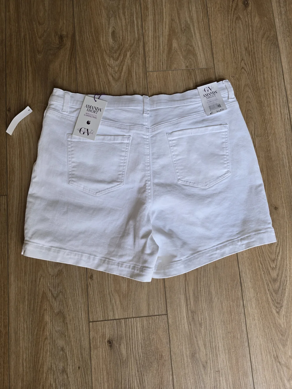 Gloria Vanderbilt White Denim Jean Shorts